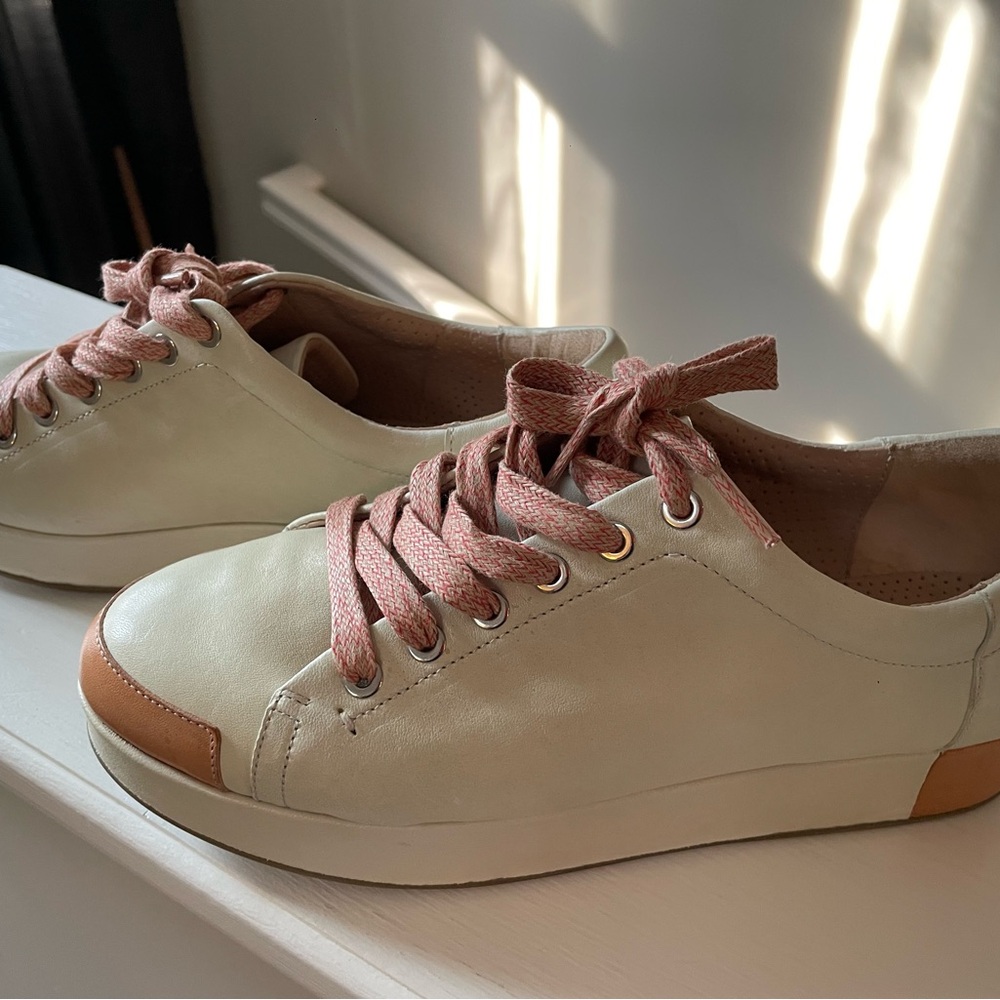 Intropia platform sneaker style shoes